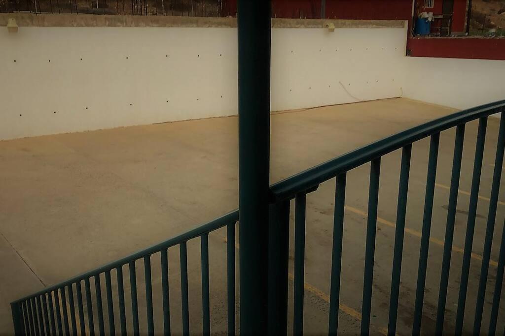 Lovely 1 Bedroom Apartment W/Private Parking Ensenada Ngoại thất bức ảnh